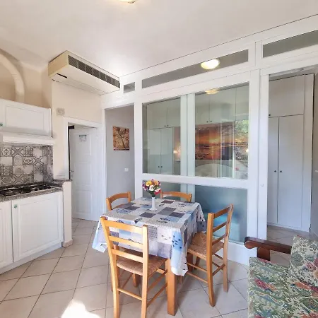 Vacanzamaredue 2 Holiday home