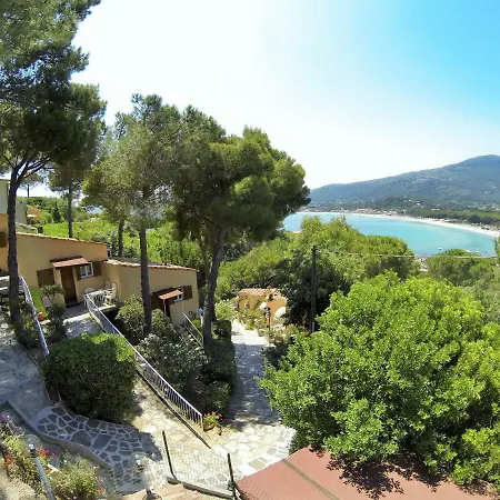 Vacanzamaredue 2 Holiday home Marina di Campo